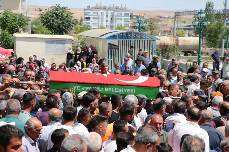 MHP'li Belediye Başkanı Son Yolculuğuna Uğurlandı: Şehrin Acısı