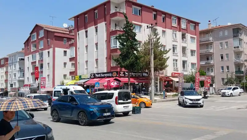 : Taksi ile Otomobil Çarpıştı: Kaza Anı ve Sonrası Neler Oldu?