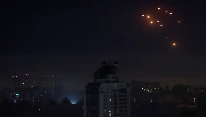Rusya'nın Kiev'e Hava Saldırısı: Sumi'de Tahliye Emri Verildi