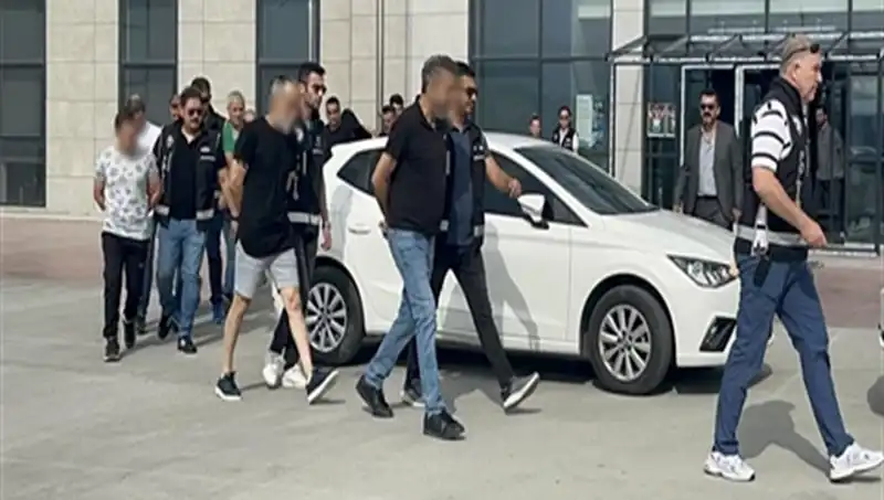 Hayallerle Hile: 36 Bin Kişinin 10 Milyar Lira Dolandırıldığı Olay!
