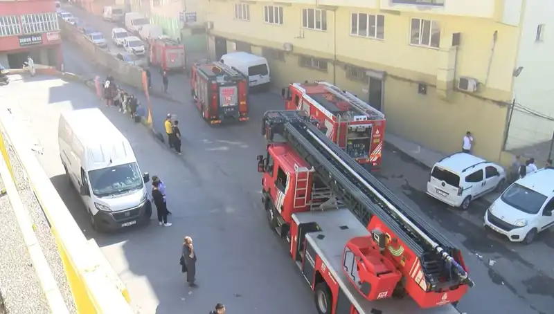 İstanbul’daki Tekstil Atölyesinde Korkutan Yangın: İşçiler Kurtarıldı
