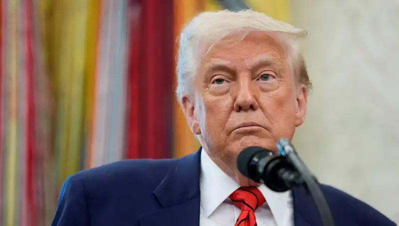 Trump G7 Zirvesinden Erken Ayrıldı: Acil Toplantı Beyaz Saray'da Toplandı