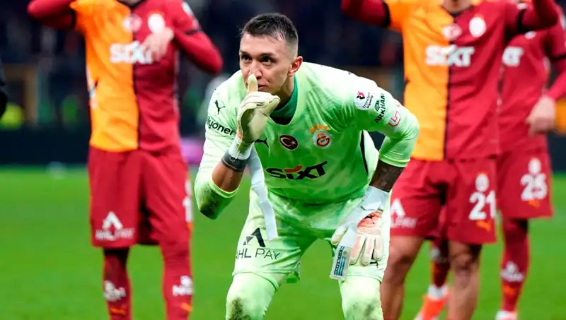 Galatasaray'da Muslera'nın Yerini Alacak Yeni Kaleci Adayı Belli Oldu!