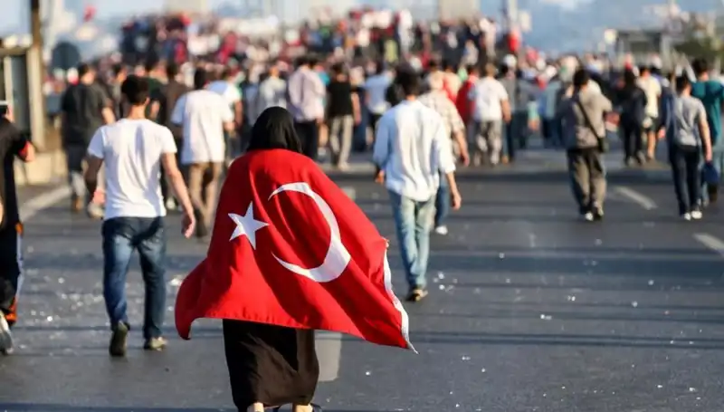 15 Temmuz'da Birlik ve Beraberlik Vurgusu: Kabineden Önemli Mesajlar
