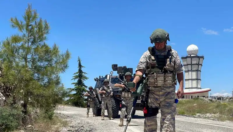 Bayramda Mehmetçik: Vatan Savunmasında Görev Başında