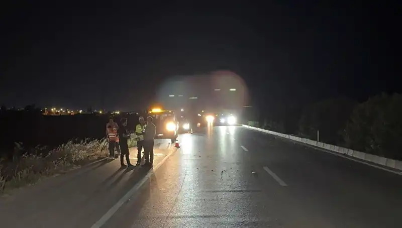 Adana'da Üç Araçlık Zincirleme Trafik Kazası: Detaylar ve Sonuçlar