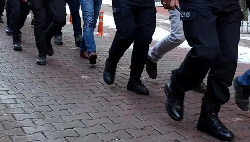 MİT ve Emniyetten FETÖ'ye Yönelik Kapsamlı Operasyon: Detaylar ve Gelişmeler