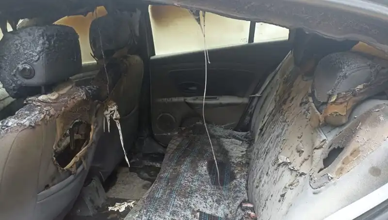Esenyurt'ta Tehdit ve Şantaj Skandalı: Arabayı Yaktı, Suçlamaları Artıyor
