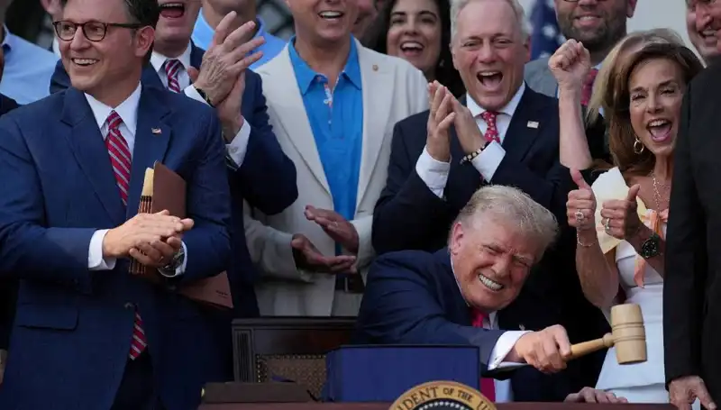 Trump’ın İmzaladığı “Büyük, Güzel Yasa Tasarısı” Neler İçeriyor?