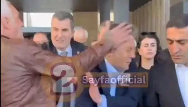 Özgür Özel'e Düşman Saldırısı: AKM Çıkışında Yaşanan Çirkin Olay