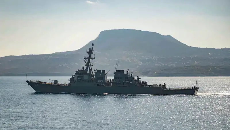 ABD’nin Yunanistan'daki Üssü: Donanma Üssü Kaleye Dönüşüyor