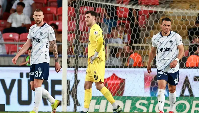 Fenerbahçe'nin Dramı: Son Maçta Gelinen Nokta ve Gelecek Beklentileri