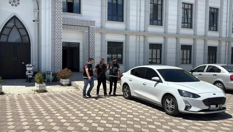 Kocaeli'de Yaşanan Korkunç Cinayet: Katil Zanlısı Hızla Yakalandı!
