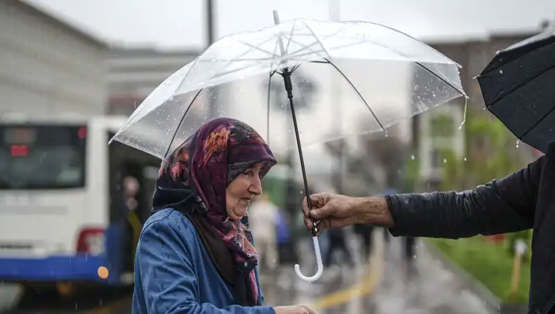 Türkiye'nin Dört Bir Yanında Gök Gürültülü Sağanak Yağmur Olacak